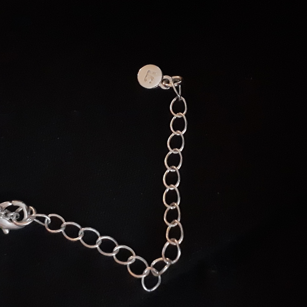 Sparkly pendant on long chain. - Picture 6 of 6
